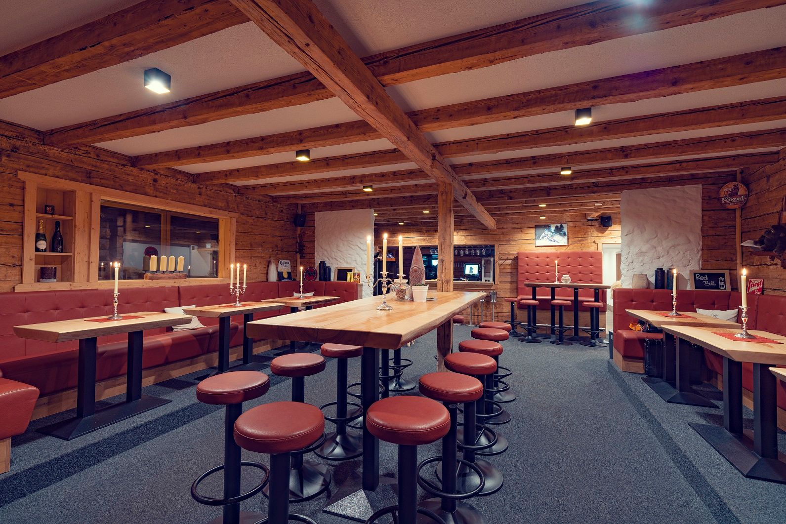 JoSchi Almgasthof Hochkar in winterlicher Nacht