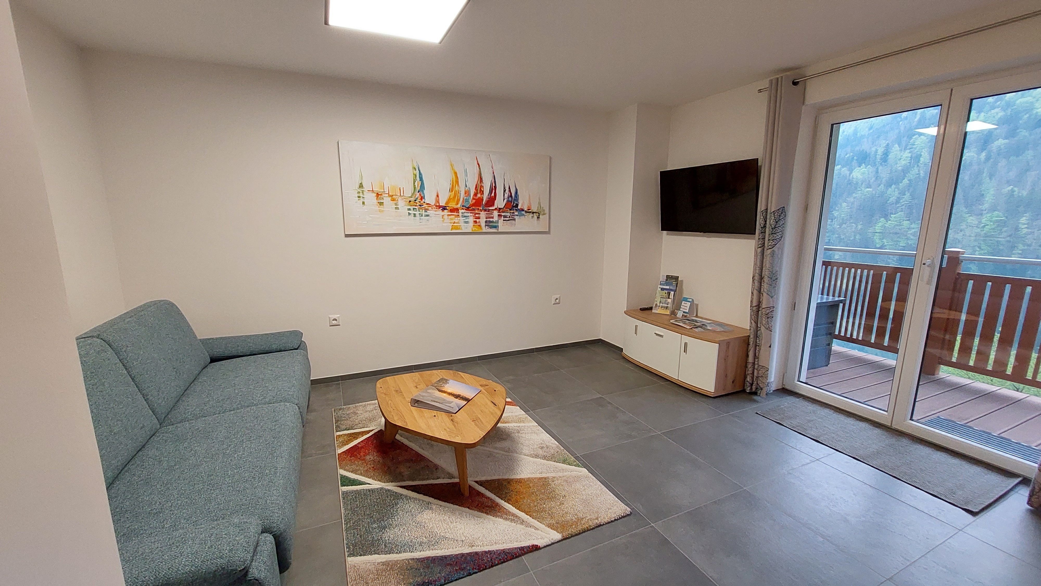 wohnzimmer-ferienwohnung-seeblick