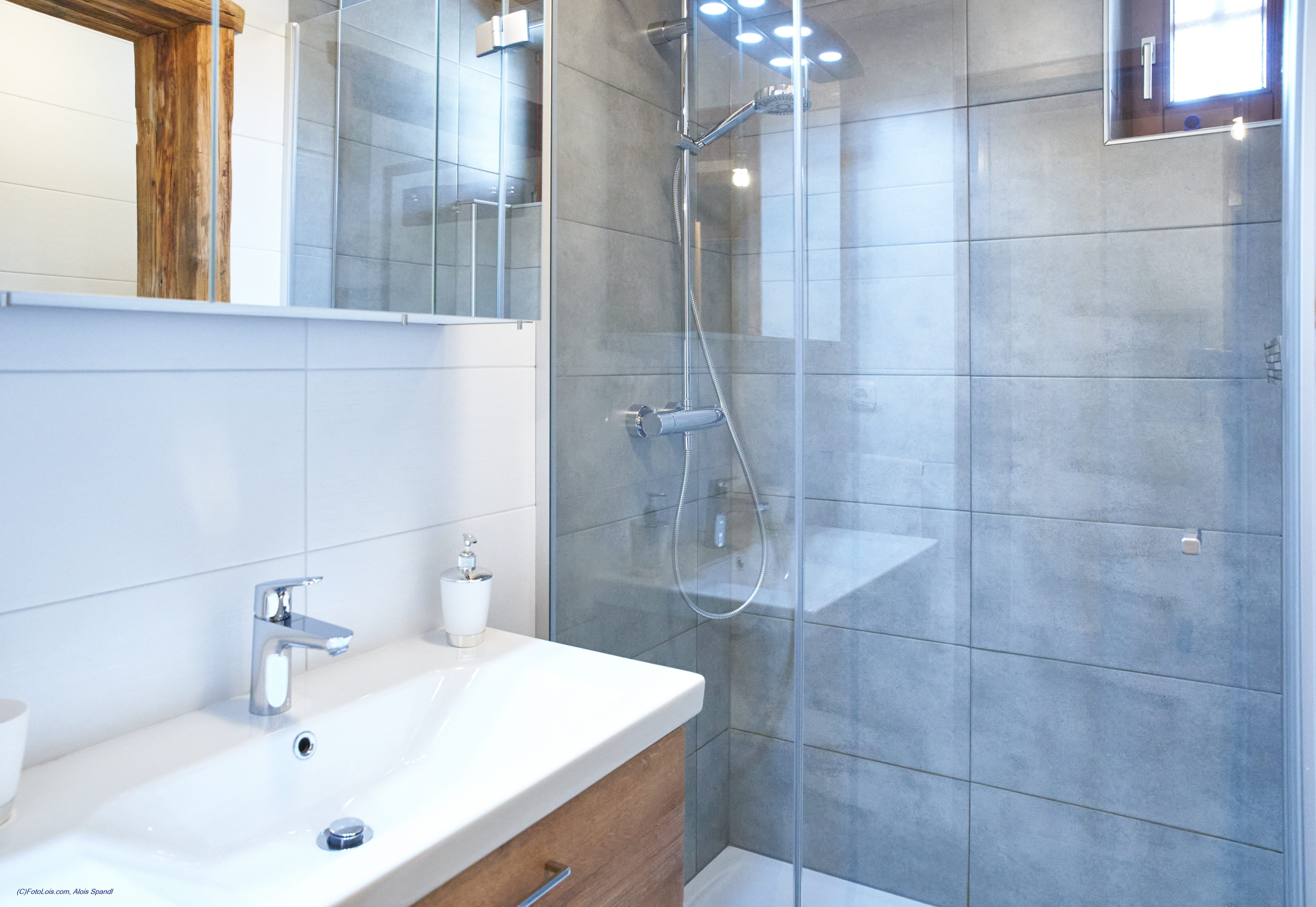 Ferienwohnung Bergerlebnis - Badezimmer
