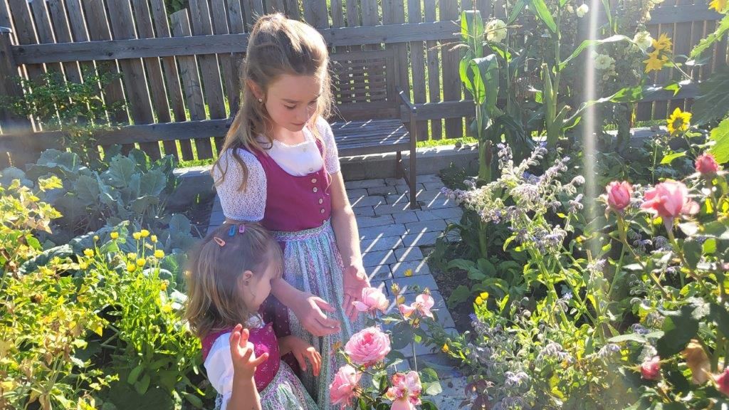 Farbspektakel im Bauerngarten