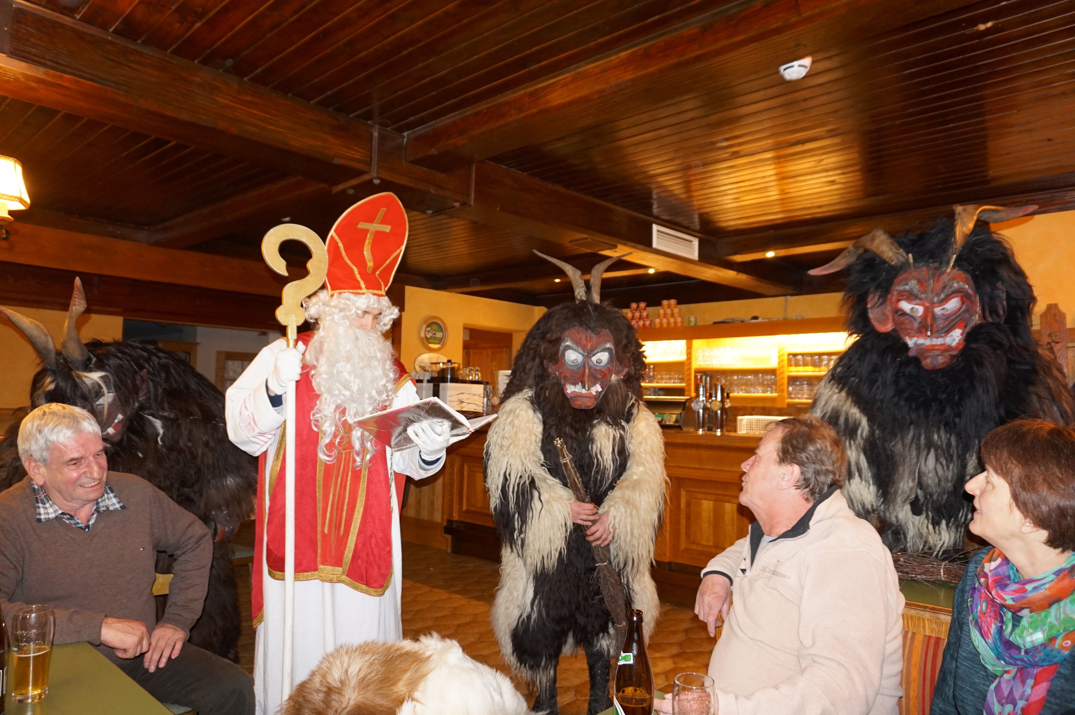 Nikolaus und Kampus... Brauchtum beim Stiegenwirt