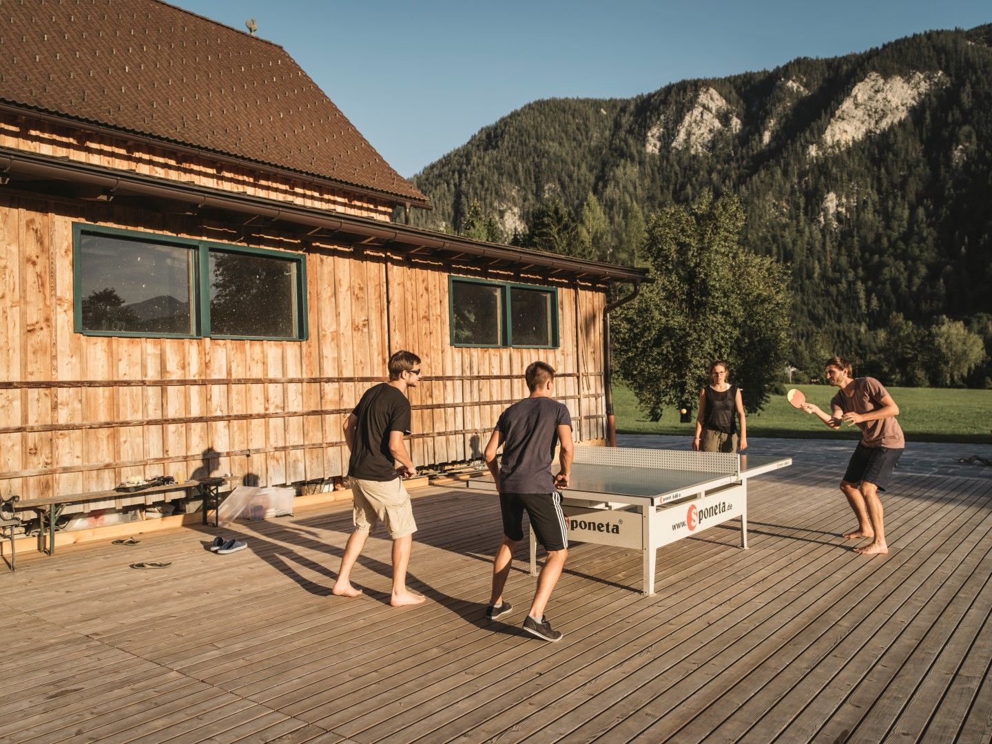 Terrasse Raftingcamp