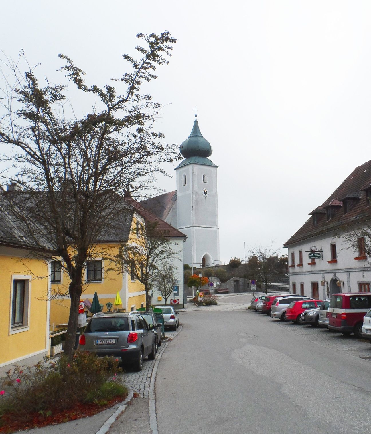 Pfarrkirche St. Leonhard am Walde