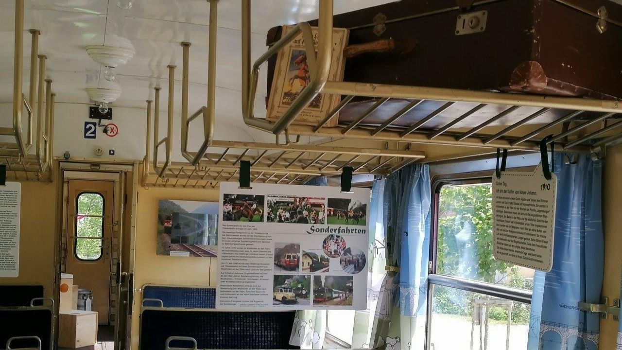 Zeitreisewaggon Großhollenstein