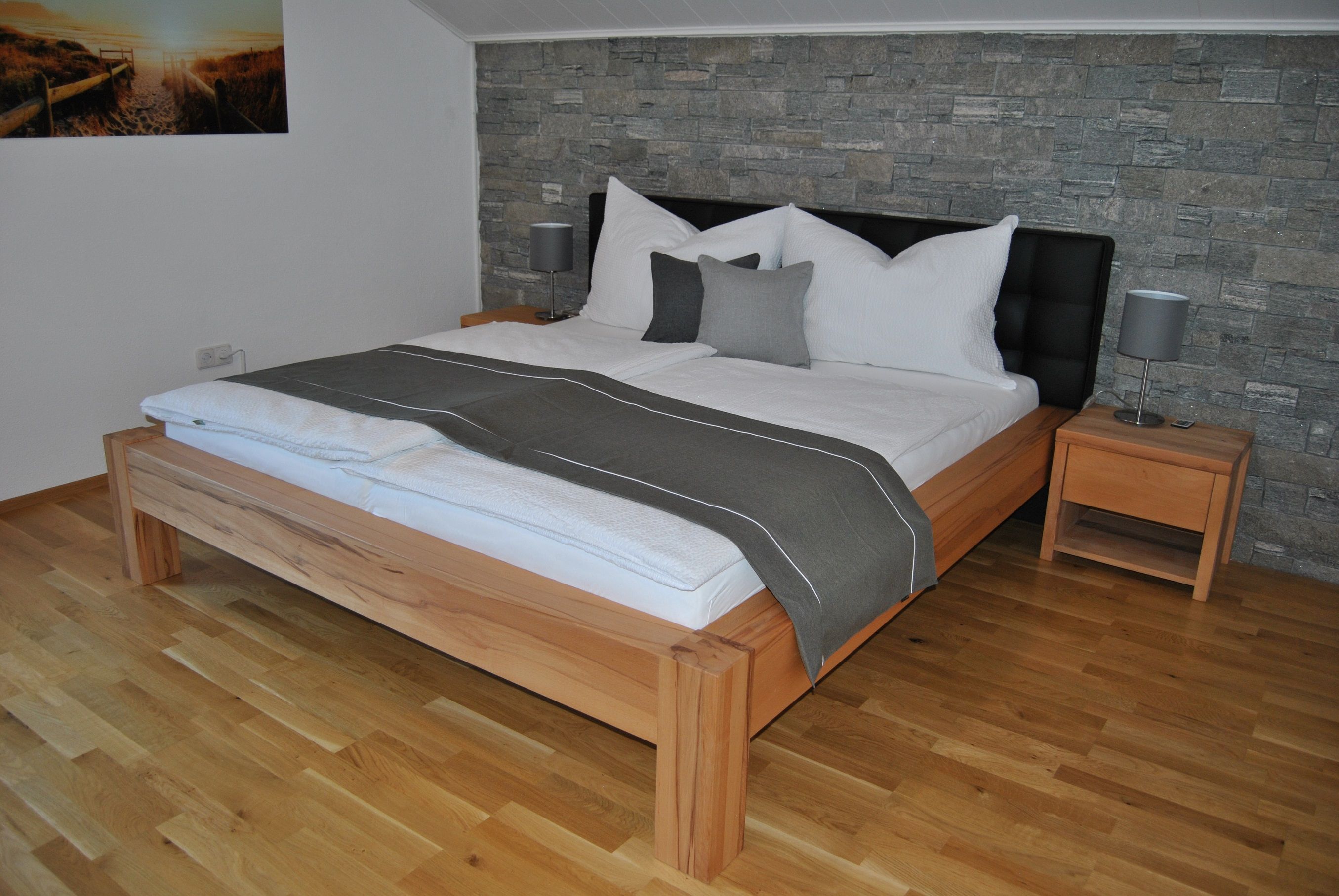 Schlafzimmer mit Doppelbett Ferienwohnung Panoramablick