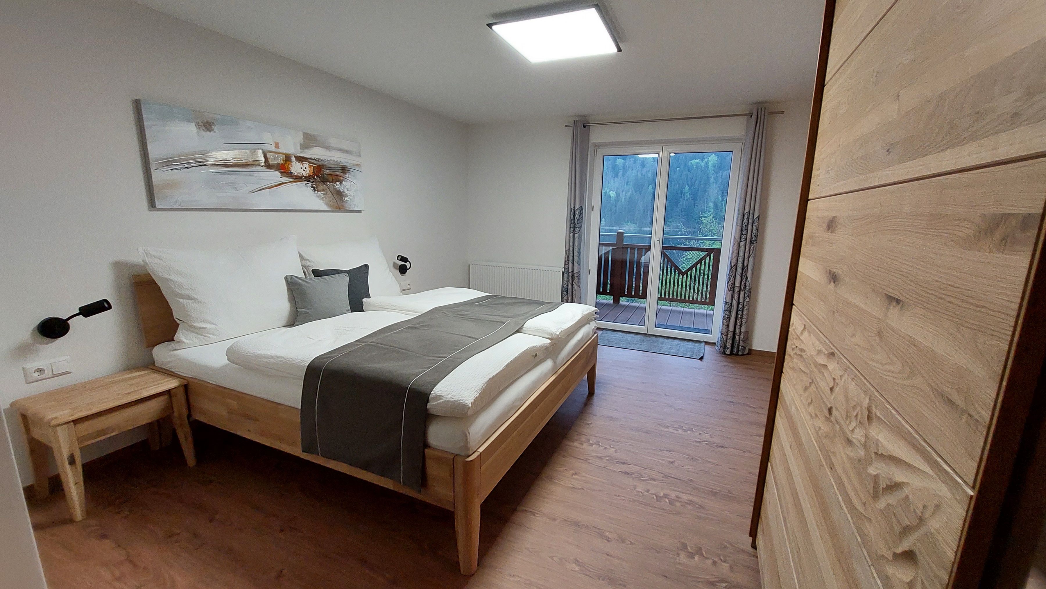 schlafzimmer-ferienwohnung-seeblick